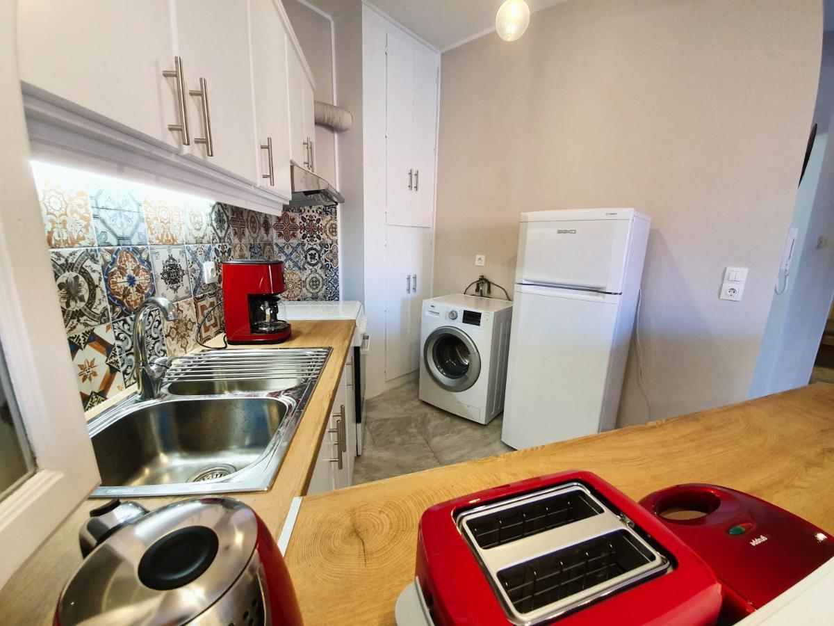 Gemareia Lodge Lefkada City Екстер'єр фото
